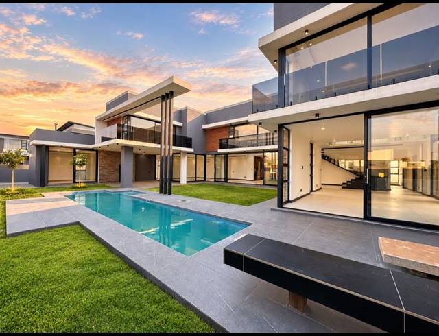 5 BEDROOM HOUSE FOR SALE IN MIDSTREAM HEIGHTS